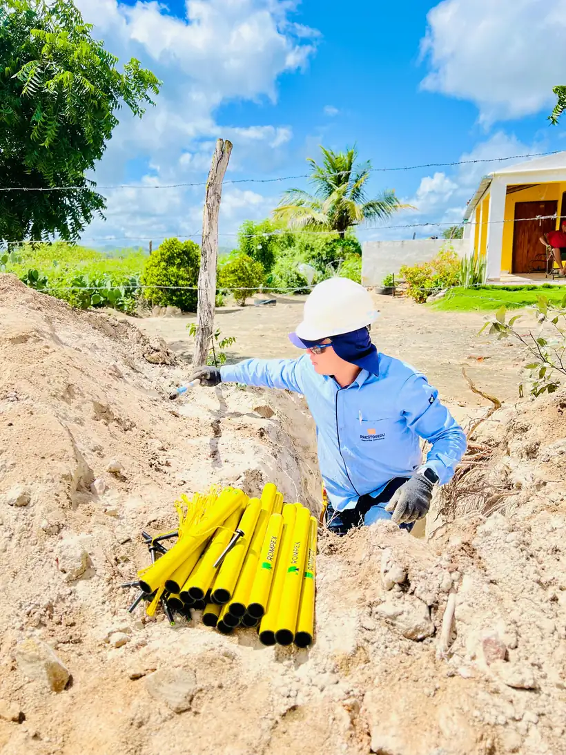 Técnico da Prestoserv na frente de trabalho de uma cava